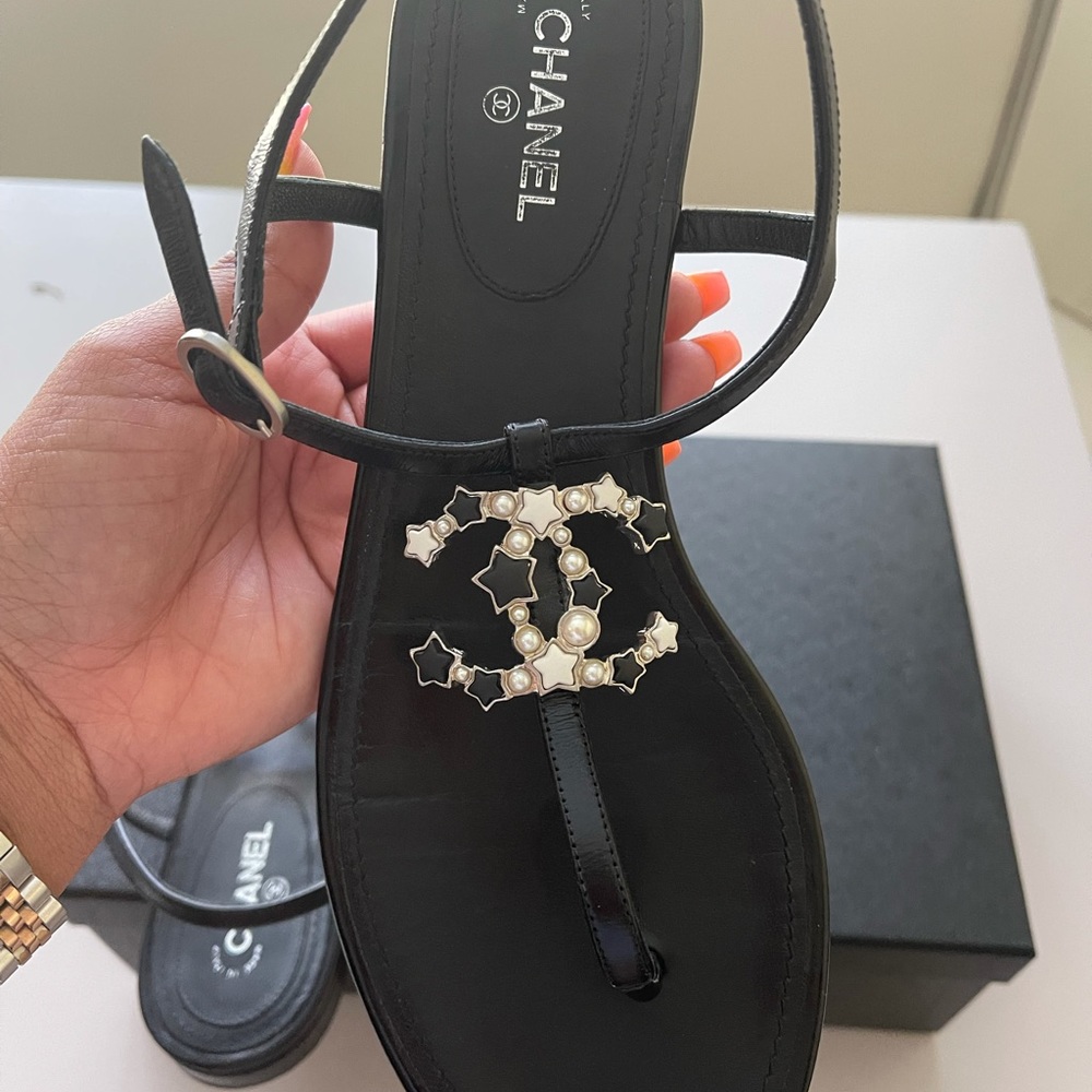 CHANEL Sandals CC Logo Size 39 - Picture 2 of 6